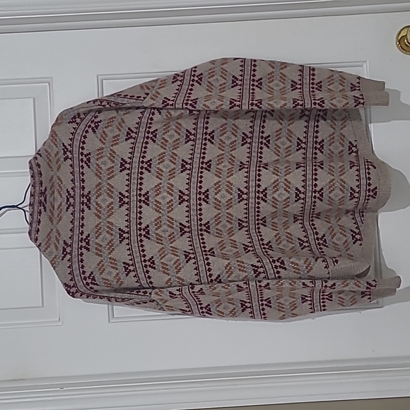 Sherpa Adventure Gear Turtleneck Sweater - Picture 8 of 8